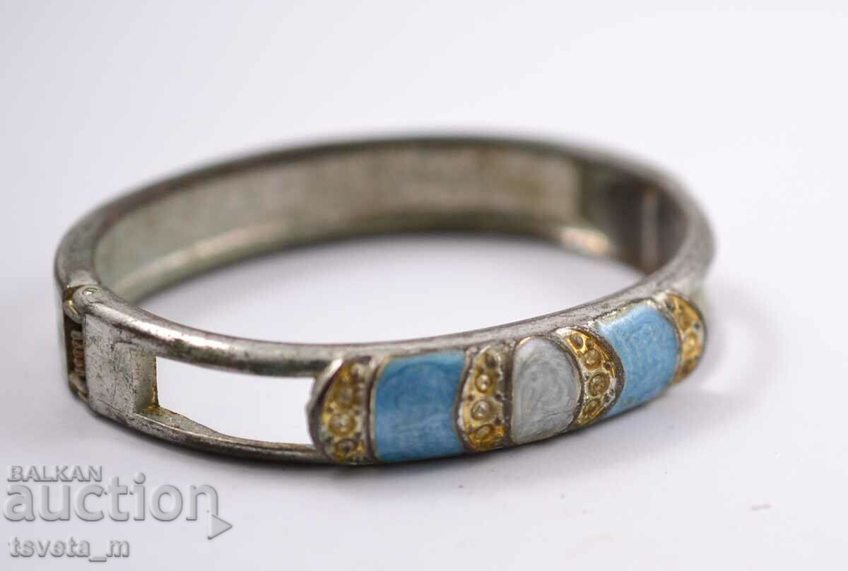 Доставка на Дамска гривна с емайл Доставка на Дамска гривна с емайл