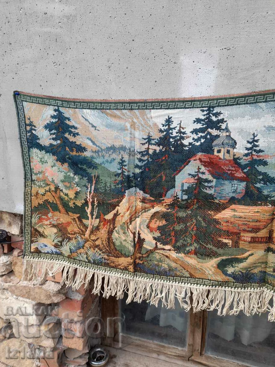 Licitație kovyor antic, perete de acoperire Licitație kovyor antic, perete de acoperire