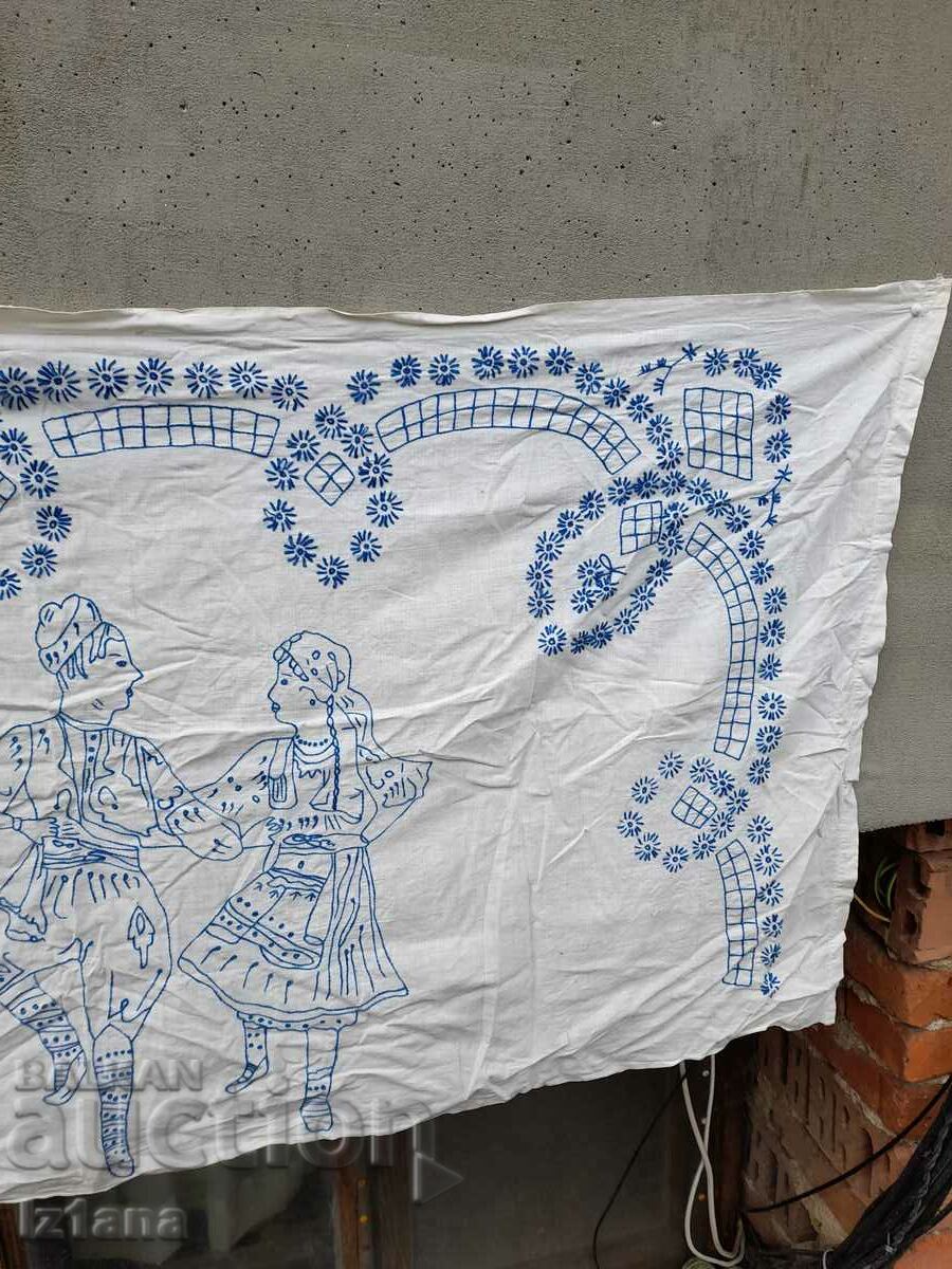 Delivery of An old embroidered hacker, wall cover Delivery of An old embroidered hacker, wall cover