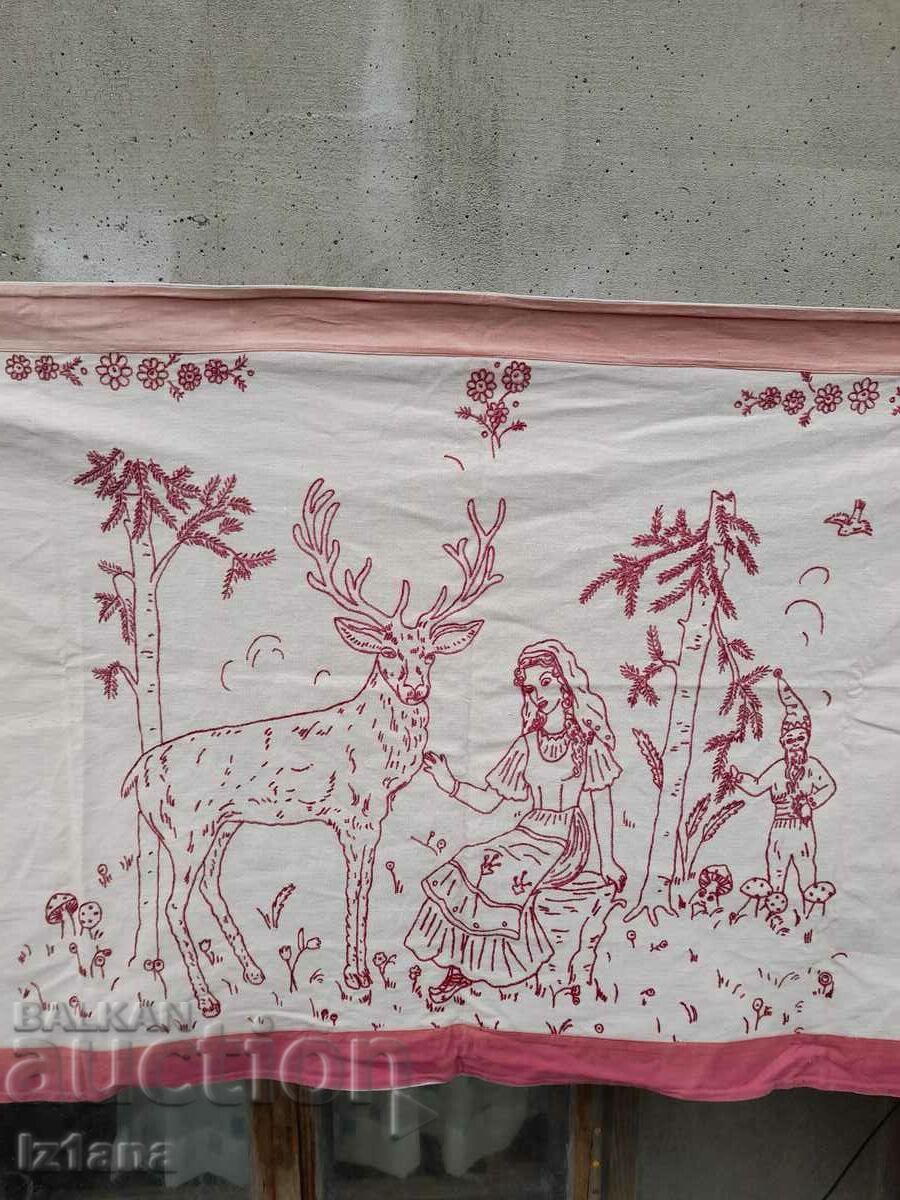 Аукцион Старинен бродиран ковьор,покривка за стена Аукцион Старинен бродиран ковьор,покривка за стена