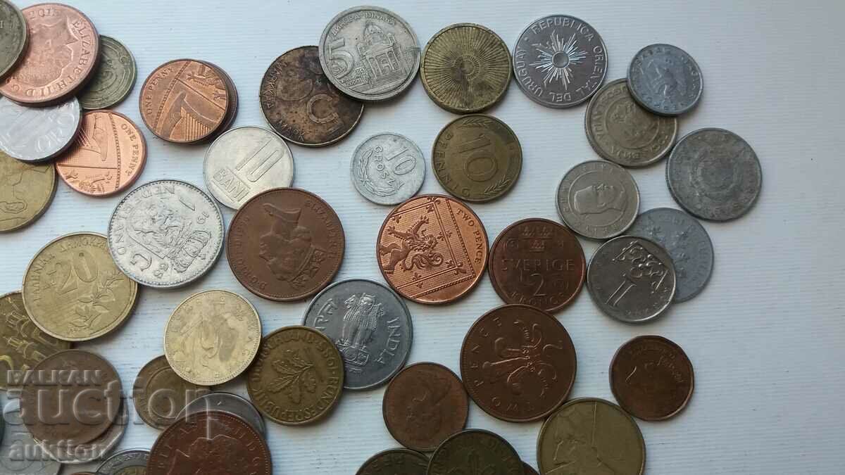 A COLLECTION OF 70 FOREIGN COINS - 5 A COLLECTION OF 70 FOREIGN COINS - 5