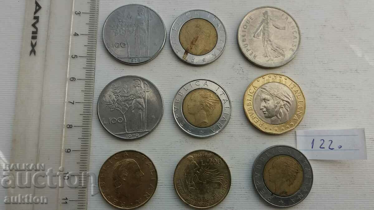 COLLECTION OF 9 ITALIAN DIFFERENT COINS
