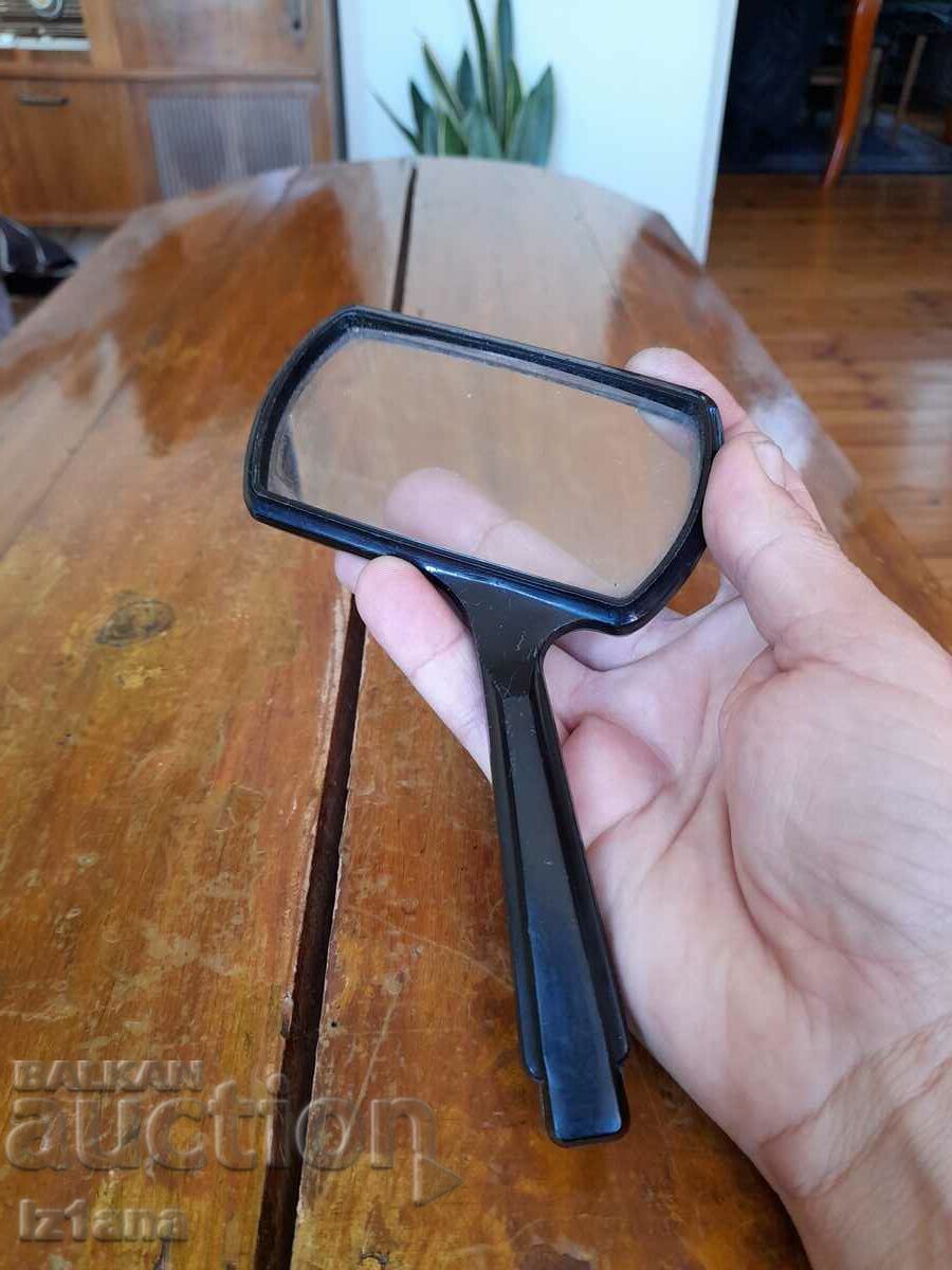 Old magnifying glass with price 35.00 BGN | € 17.90