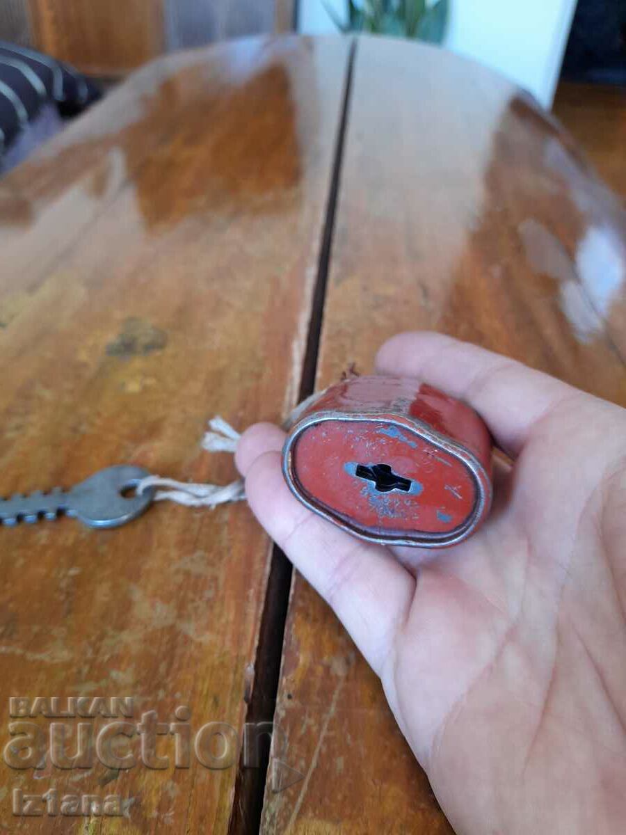 Auction Old padlock Tokoz Auction Old padlock Tokoz