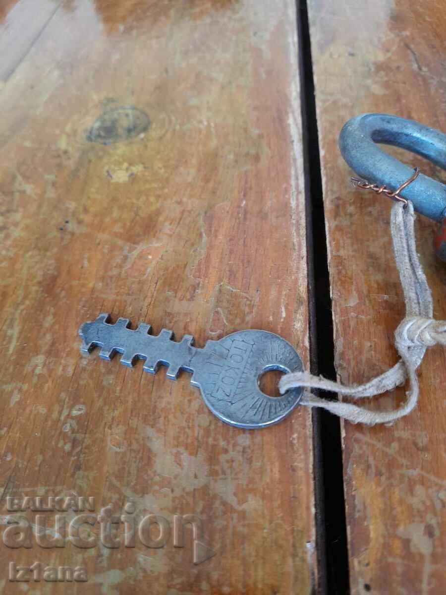 Delivery of Old padlock Tokoz Delivery of Old padlock Tokoz