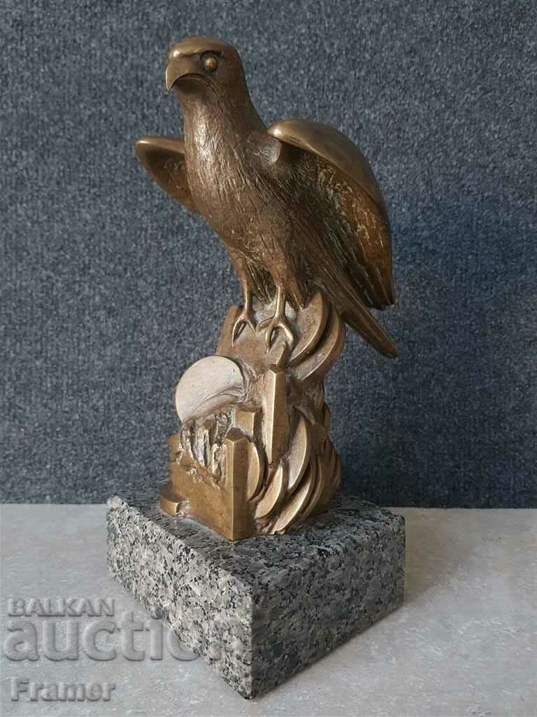 Bogomil Zhivkov Guardian Falcon 2017 sculpture signed with price 1550.00 BGN | € 792.50 Bogomil Zhivkov Guardian Falcon 2017 sculpture signed with price 1550.00 BGN | € 792.50