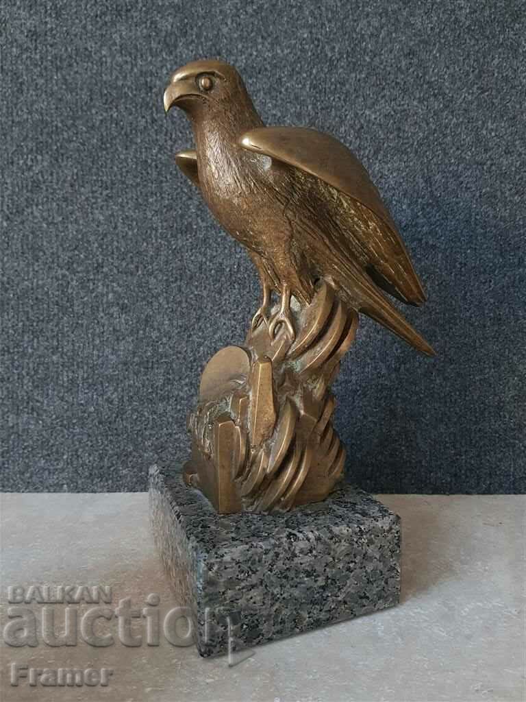 Bogomil Zhivkov Guardian Falcon 2017 sculpture signed Bogomil Zhivkov Guardian Falcon 2017 sculpture signed