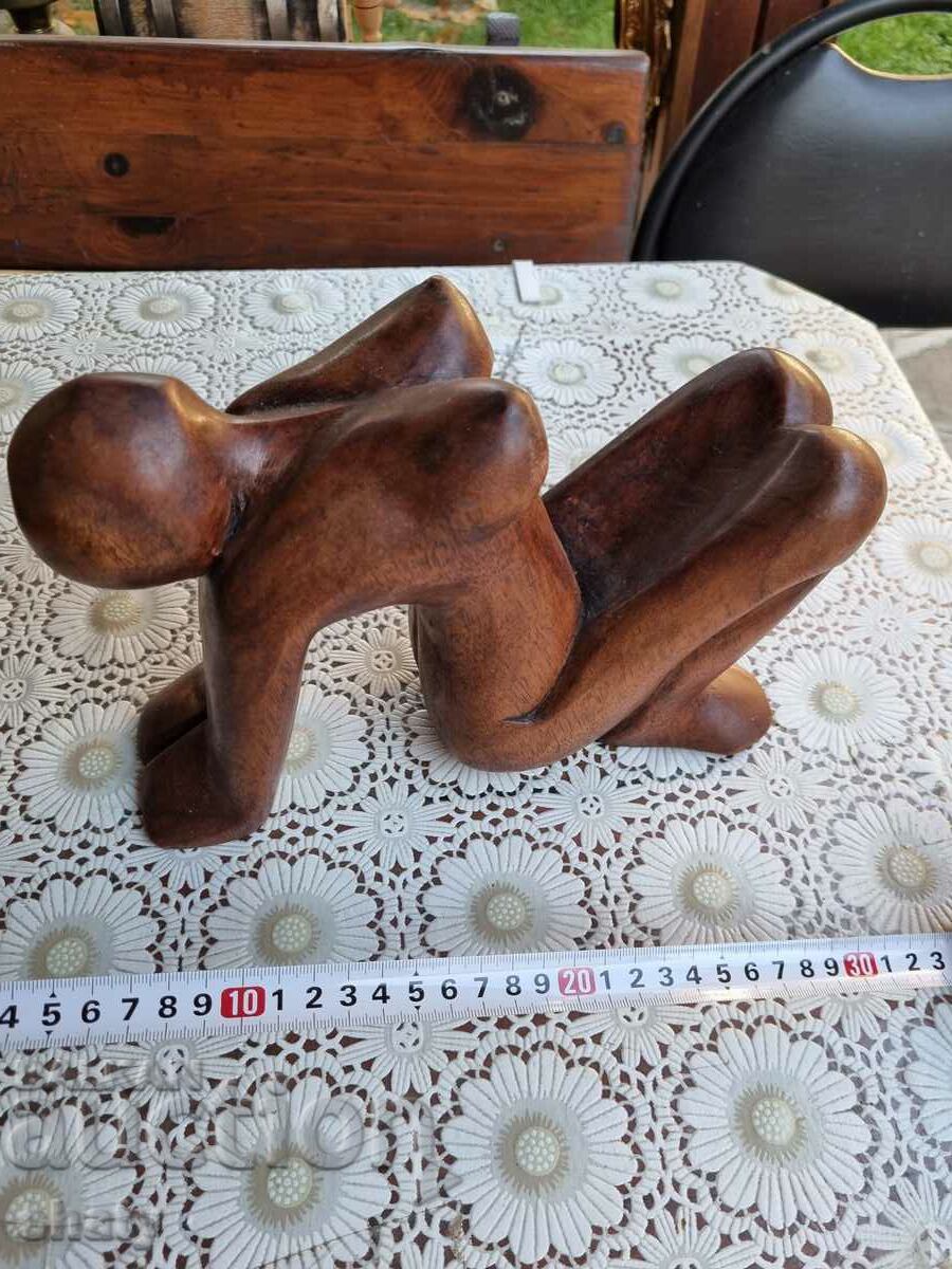 Auction A wooden statue. Wooden figure Auction A wooden statue. Wooden figure