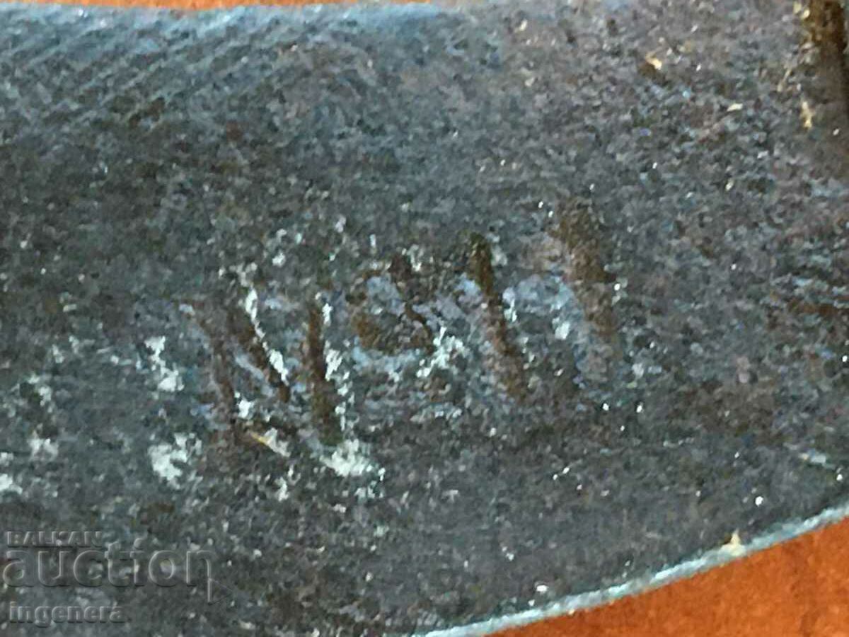 Delivery of SICKLE ANTIQUE TOOL MARKED #11 Delivery of SICKLE ANTIQUE TOOL MARKED #11