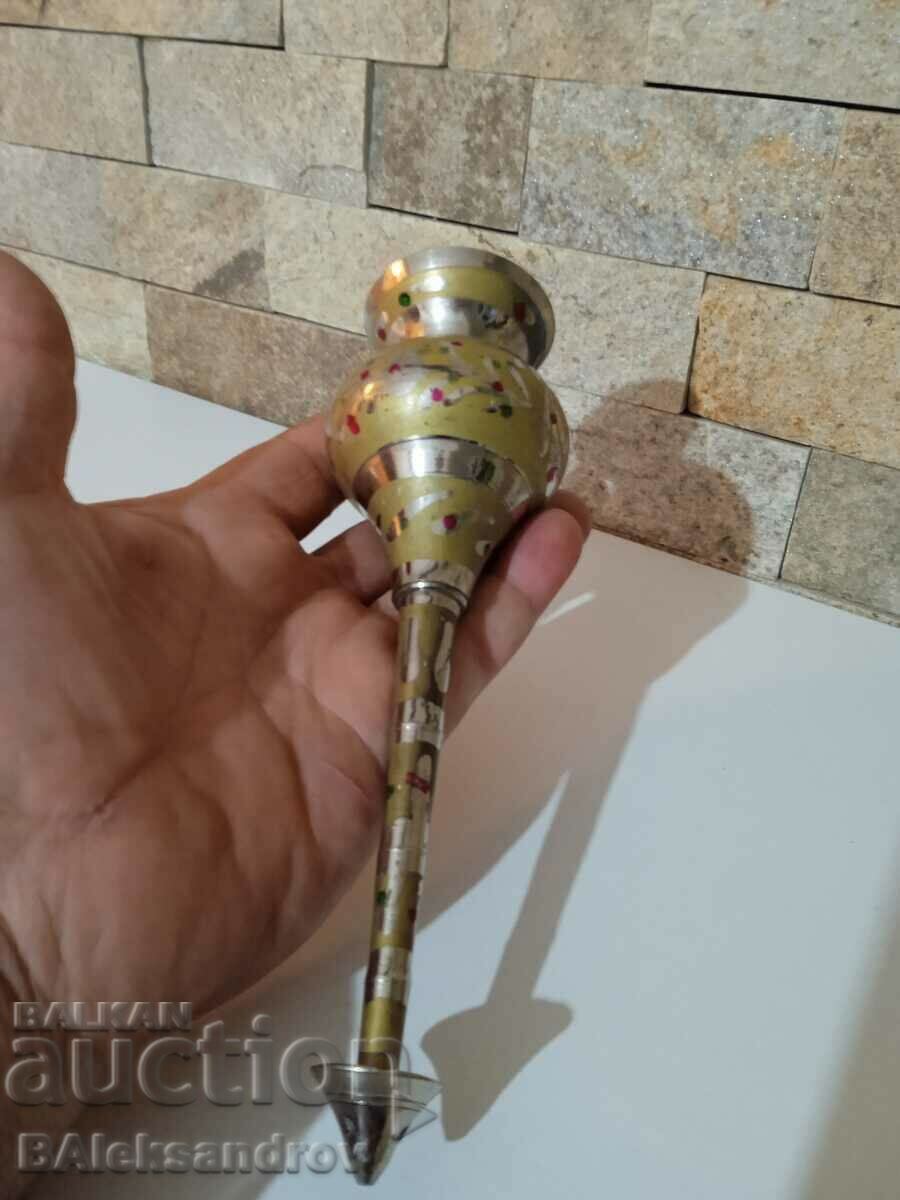 Auction  Old bronze bottle for essential oils