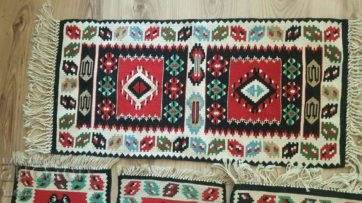 Chiprovka carpets with price 110.00 BGN | € 56.24 Chiprovka carpets with price 110.00 BGN | € 56.24