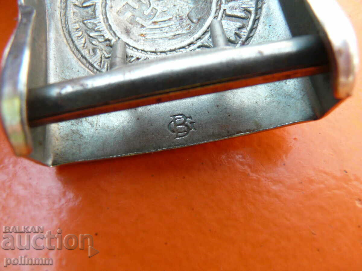 Delivery of Iron buckle Delivery of Iron buckle