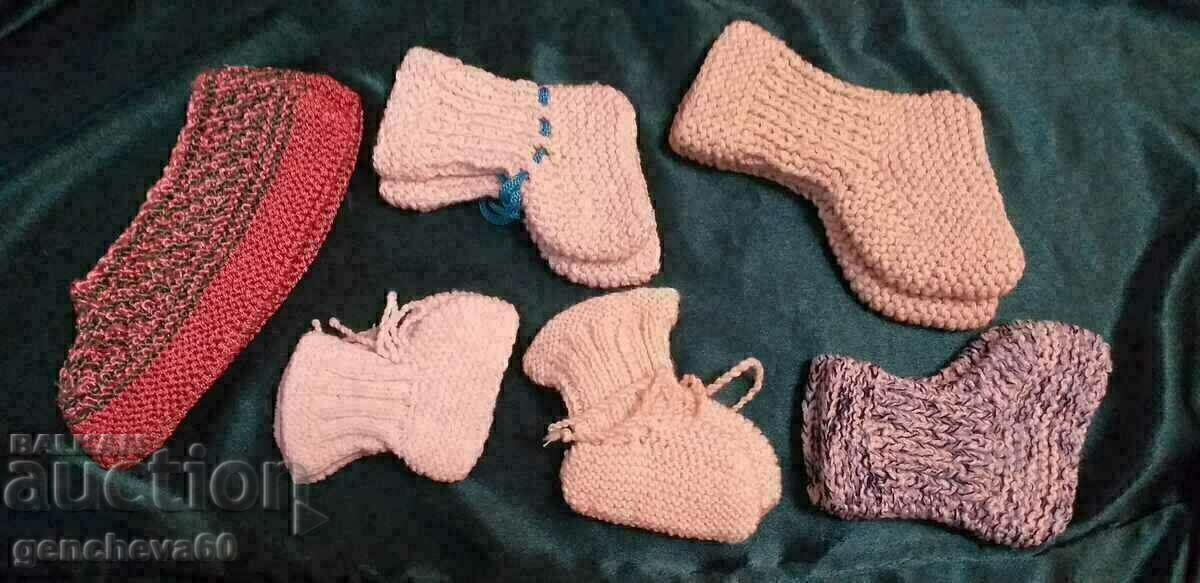 LOT Home-knitted children's slippers - 5 LOT Home-knitted children's slippers - 5