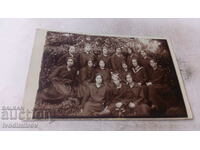 Снимка Сливенъ Ученички от VI -а клас в парка 1925