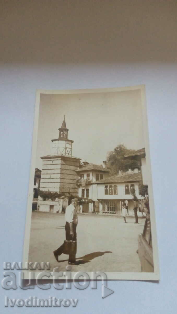 Photo Tryavna A man in the square