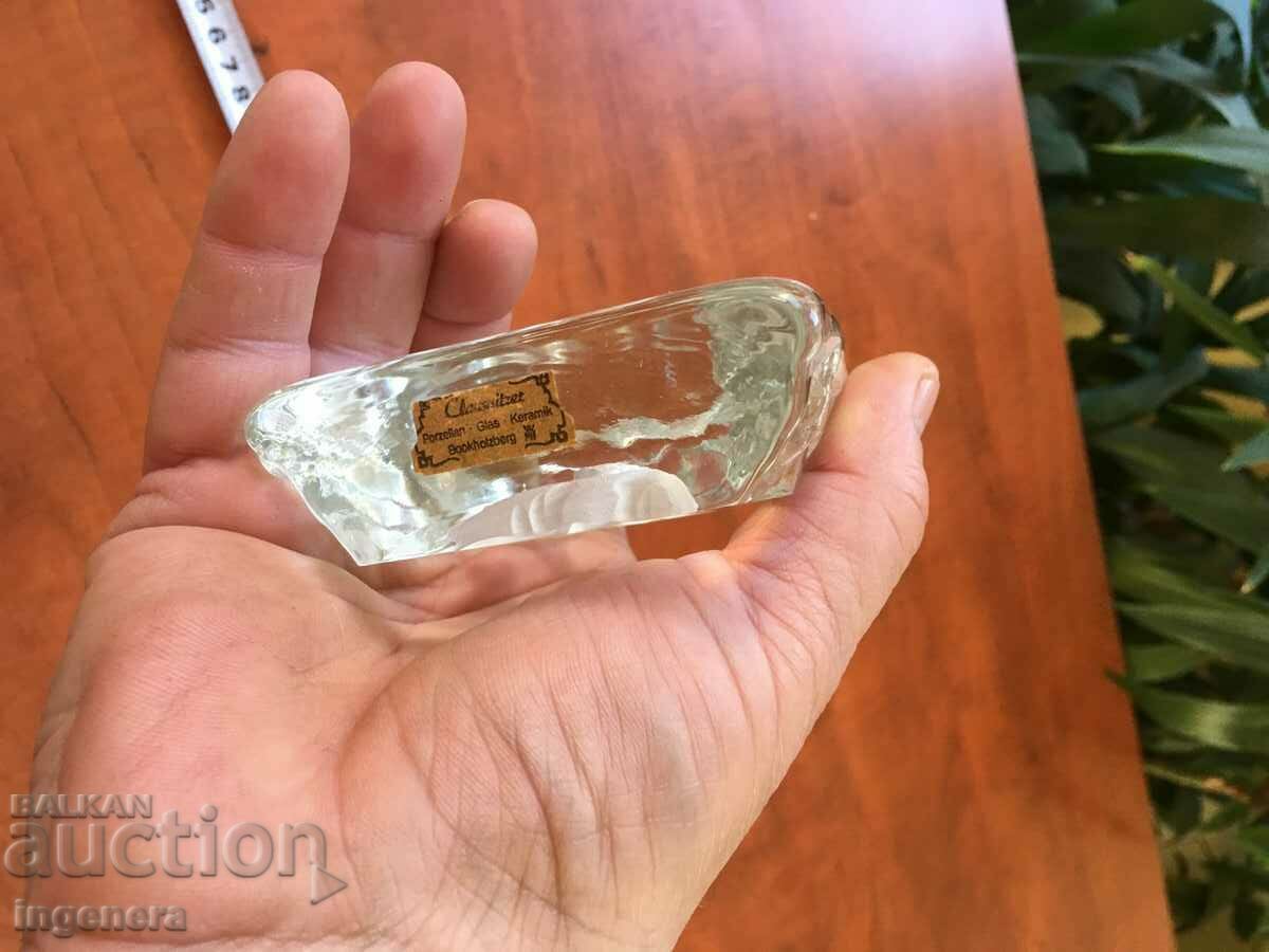 SOUVENIR OWL GLASS RELIEF - 6 SOUVENIR OWL GLASS RELIEF - 6