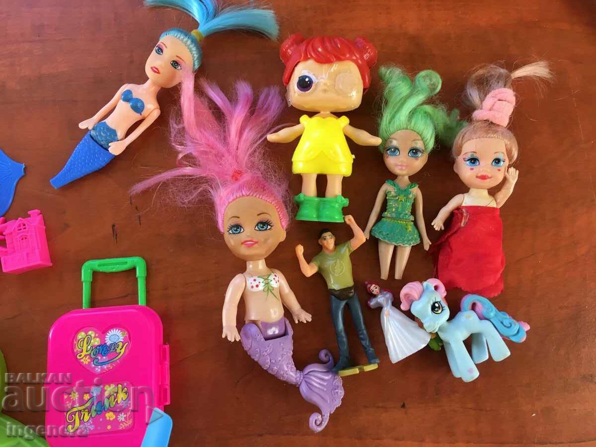 Auction  LOT OF CHILDREN'S TOYS FIGURES DOLL ACCESSORIES ETC.