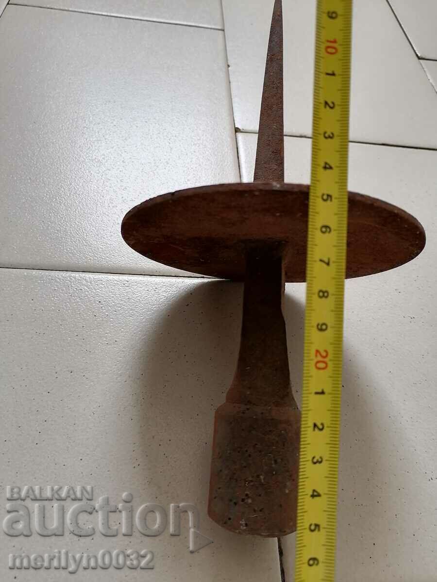 Delivery of Metal anvil for waving of wrought iron hair Delivery of Metal anvil for waving of wrought iron hair