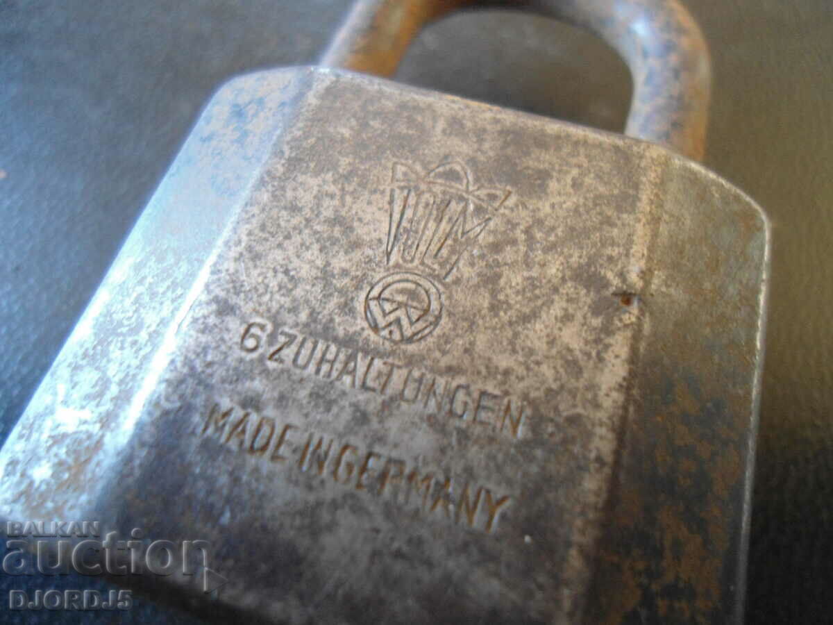 Delivery of Old padlock, VOLM, Made in Germany Delivery of Old padlock, VOLM, Made in Germany