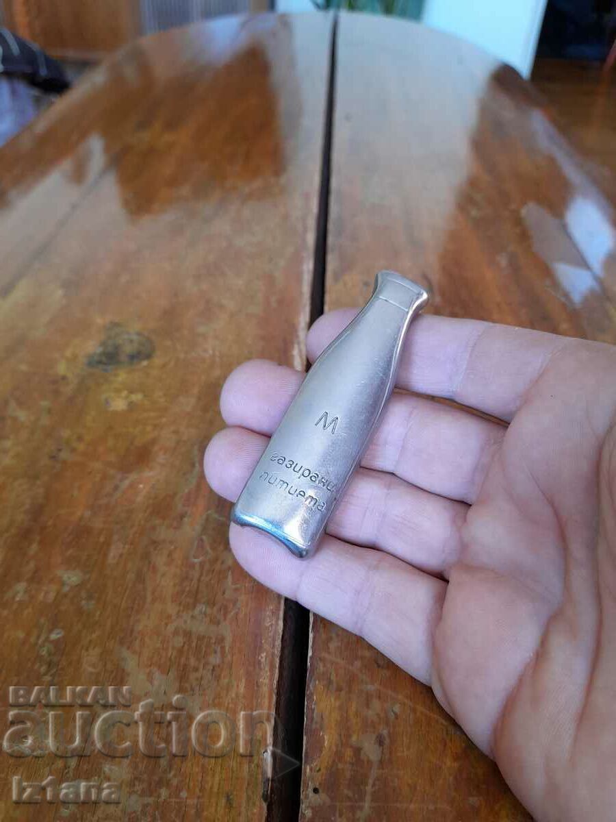 Παλιό ανοιχτήρι μπουκαλιών αναψυκτικού με τιμή 12.00 BGN | € 6.14