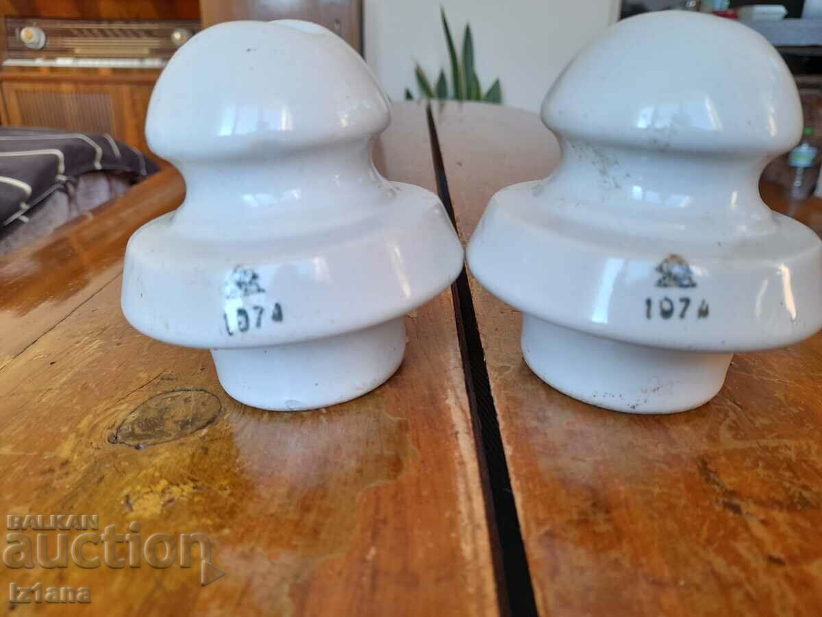 Old porcelain insulator with price 22.00 BGN | € 11.25 Old porcelain insulator with price 22.00 BGN | € 11.25