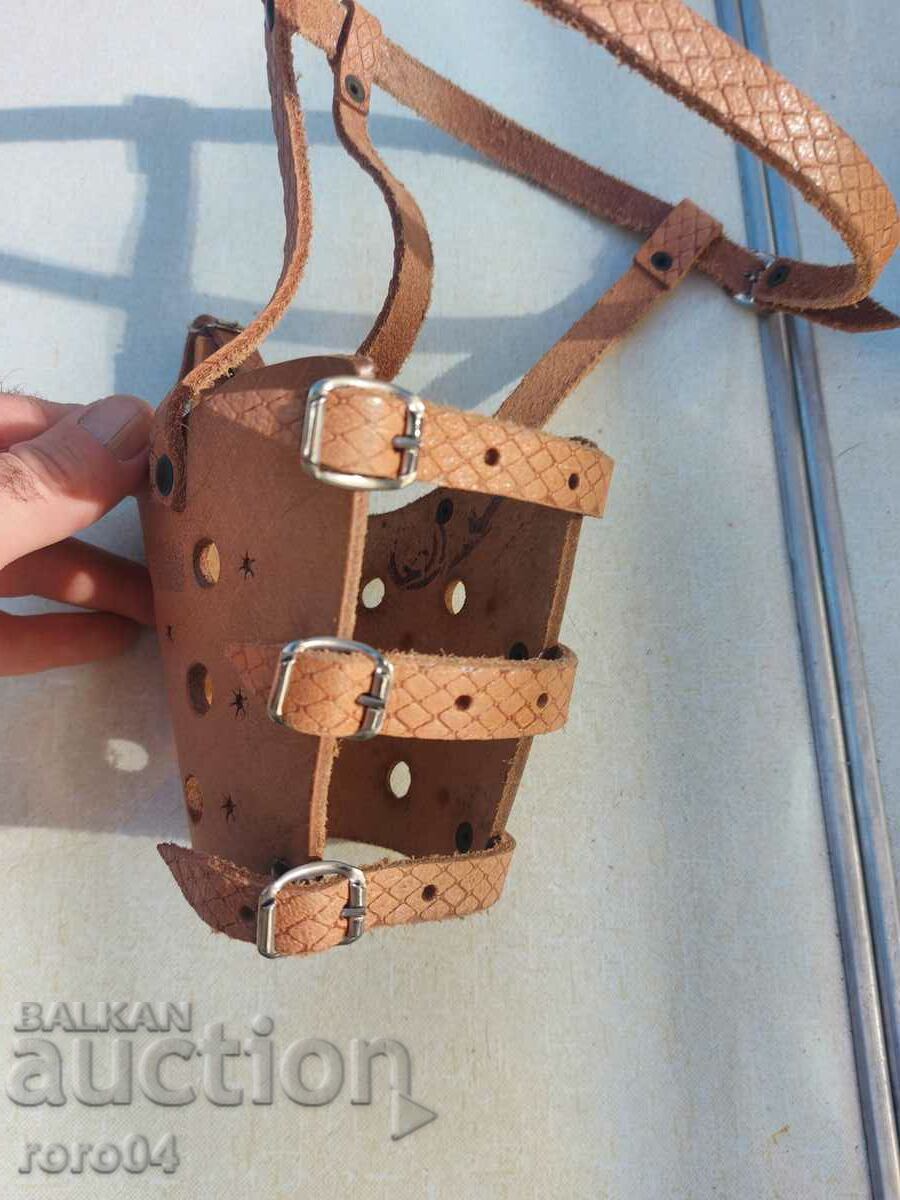 Auction Muzzle - LEATHER - HIGHEST CLASS Auction Muzzle - LEATHER - HIGHEST CLASS