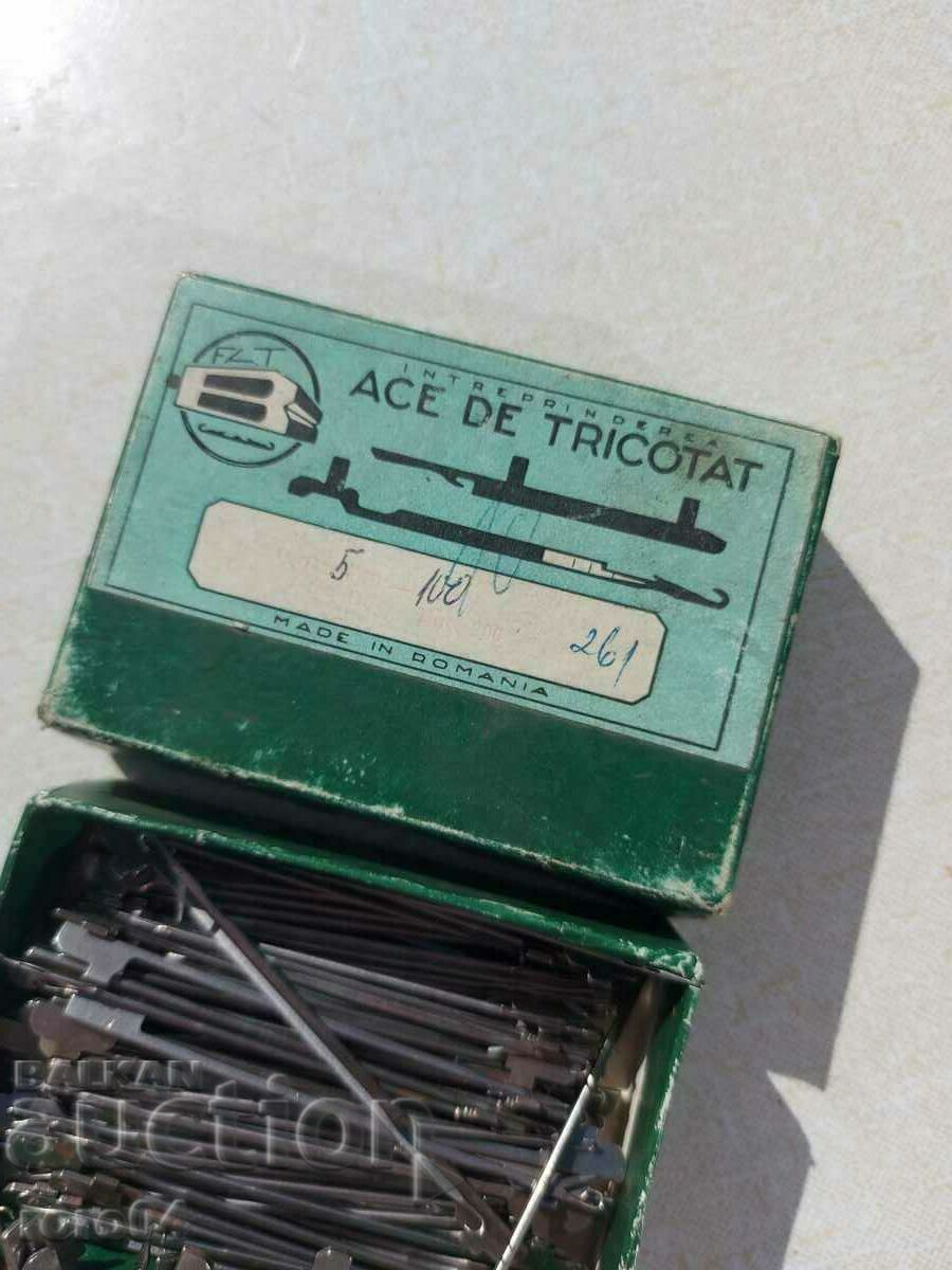 Auction NEEDLES - SEWING MACHINE Auction NEEDLES - SEWING MACHINE