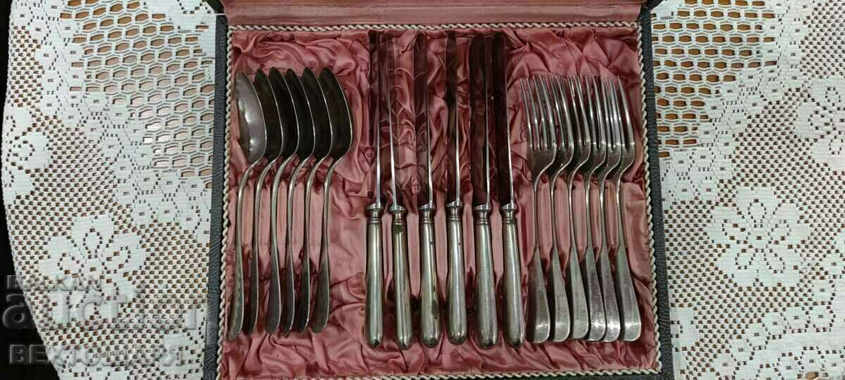 Antique Cutlery - 5 Antique Cutlery - 5
