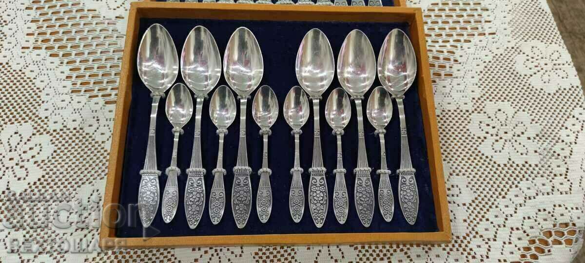 Unique Cutlery Set with price 450.00 BGN | € 230.08 Unique Cutlery Set with price 450.00 BGN | € 230.08