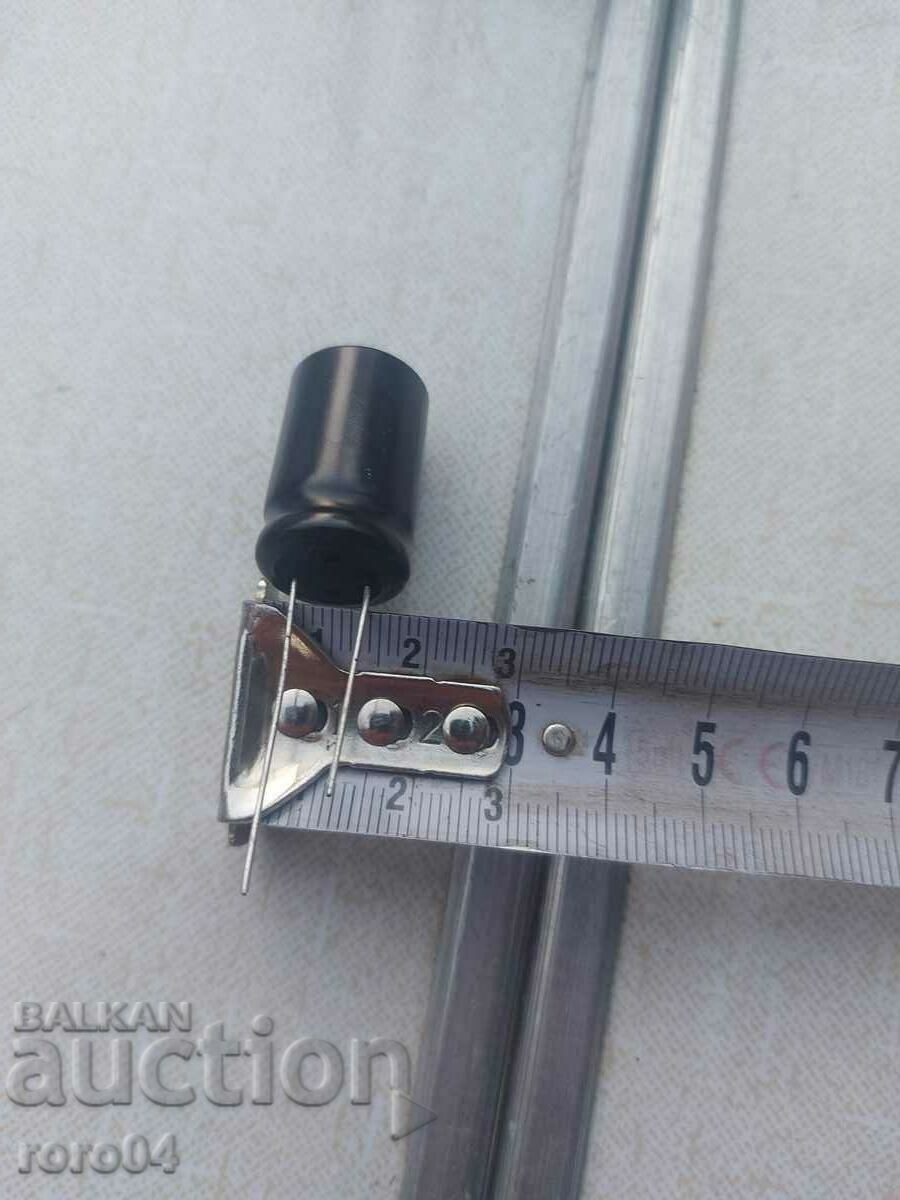 CAPACITOR - NEW - ALMOST 100 pcs. - 7 CAPACITOR - NEW - ALMOST 100 pcs. - 7