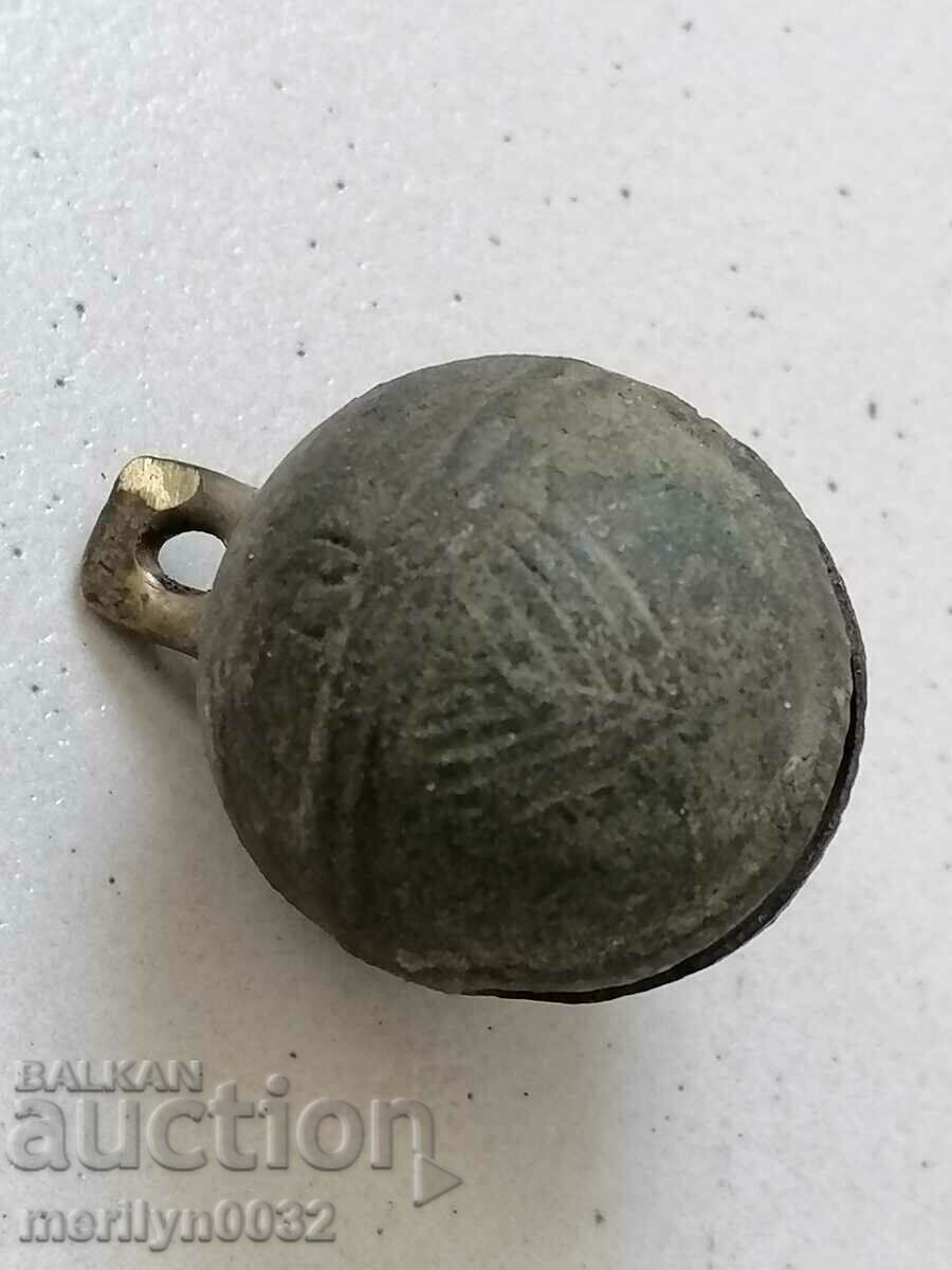 Bronze nut-type horse cart bell - 19th century with price 38.00 BGN | € 19.43 Bronze nut-type horse cart bell - 19th century with price 38.00 BGN | € 19.43