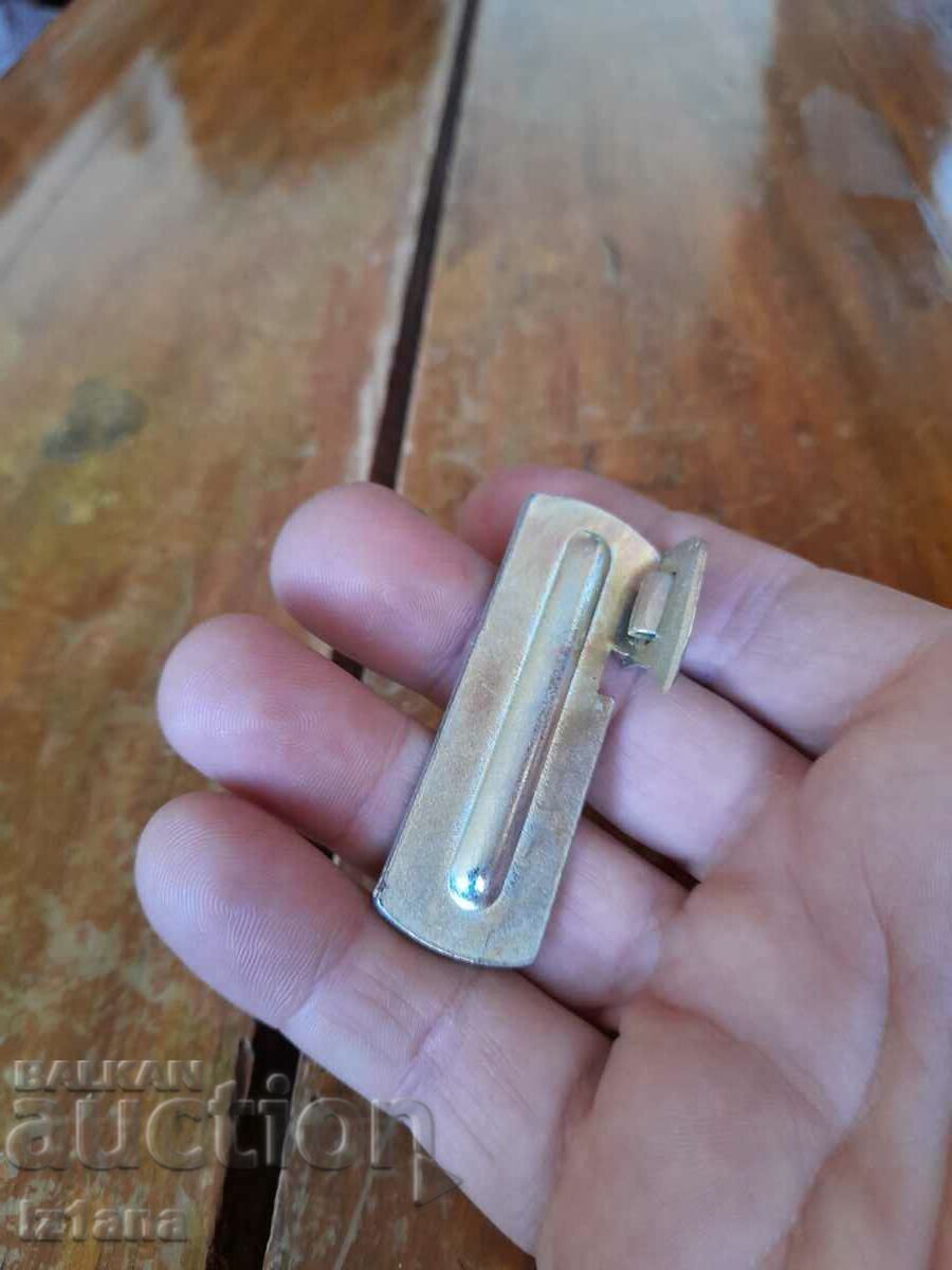 Old can opener with price 12.00 BGN | € 6.14