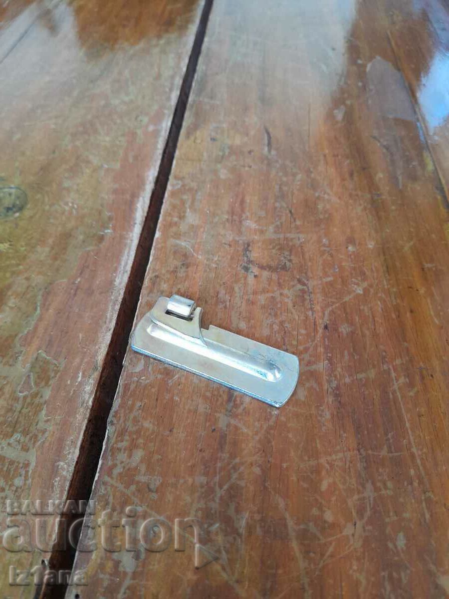 Old can opener