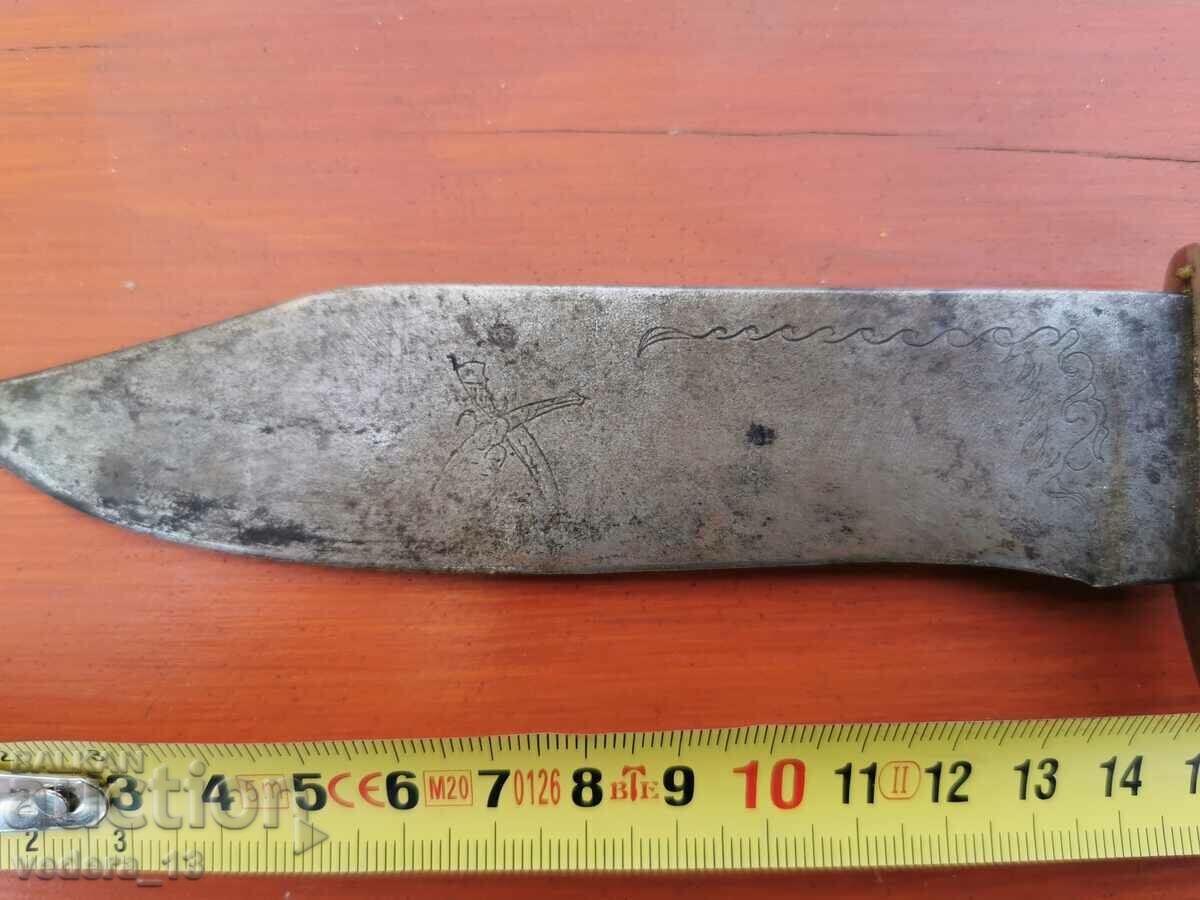 Old hunting knife 1932 with price 65.00 BGN | € 33.23 Old hunting knife 1932 with price 65.00 BGN | € 33.23