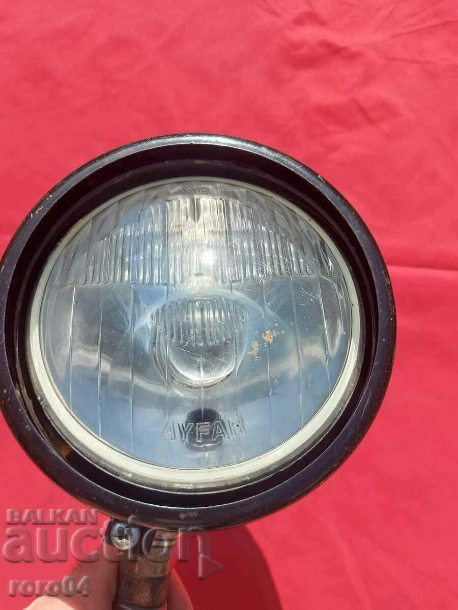 Auction HEADLIGHT - LIGHTS - PAIR Auction HEADLIGHT - LIGHTS - PAIR