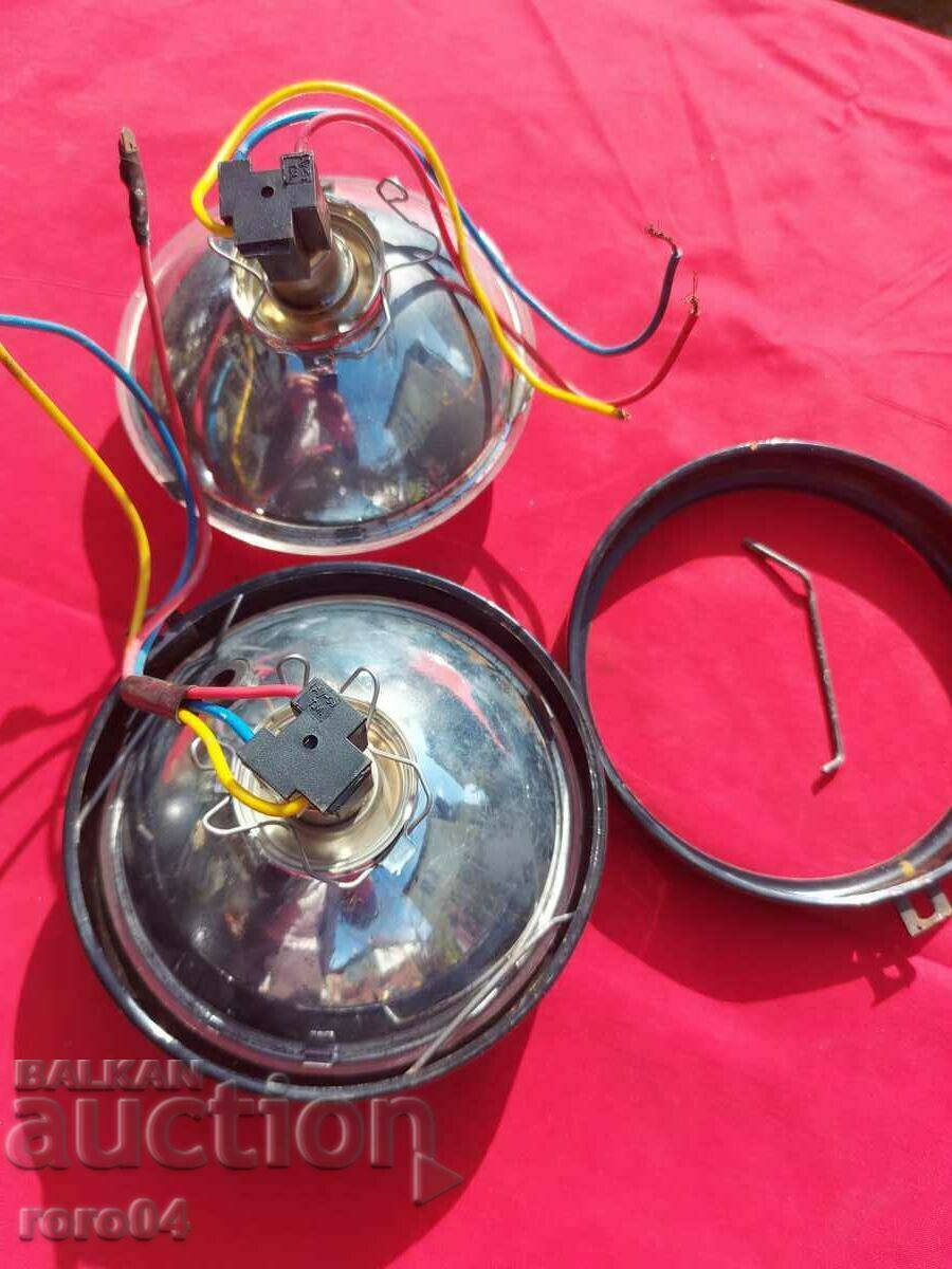 HEADLIGHT - LIGHTS - PAIR - 6 HEADLIGHT - LIGHTS - PAIR - 6