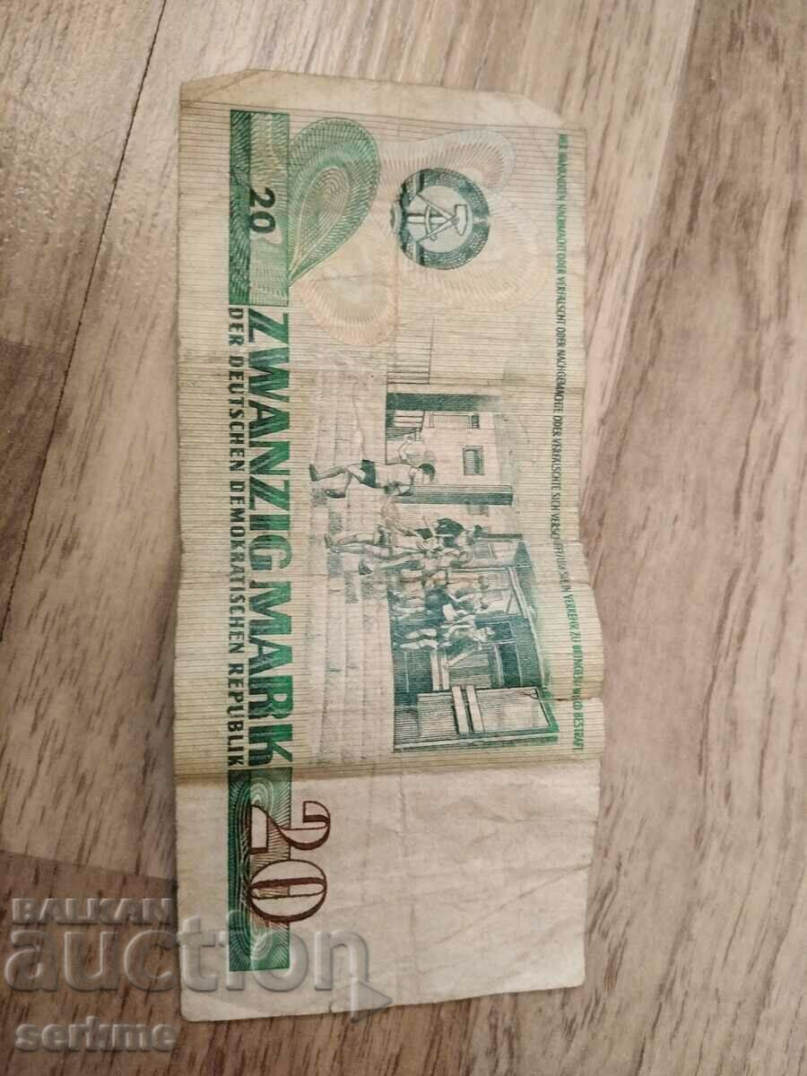 20 GDR stamps 1975 with price 5.00 BGN | € 2.56 20 GDR stamps 1975 with price 5.00 BGN | € 2.56