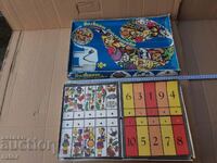 Old children's social game The little know-it-all