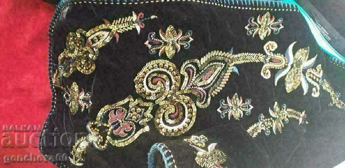 Vesta cu broderie bogată, mărgele, paiete - 5