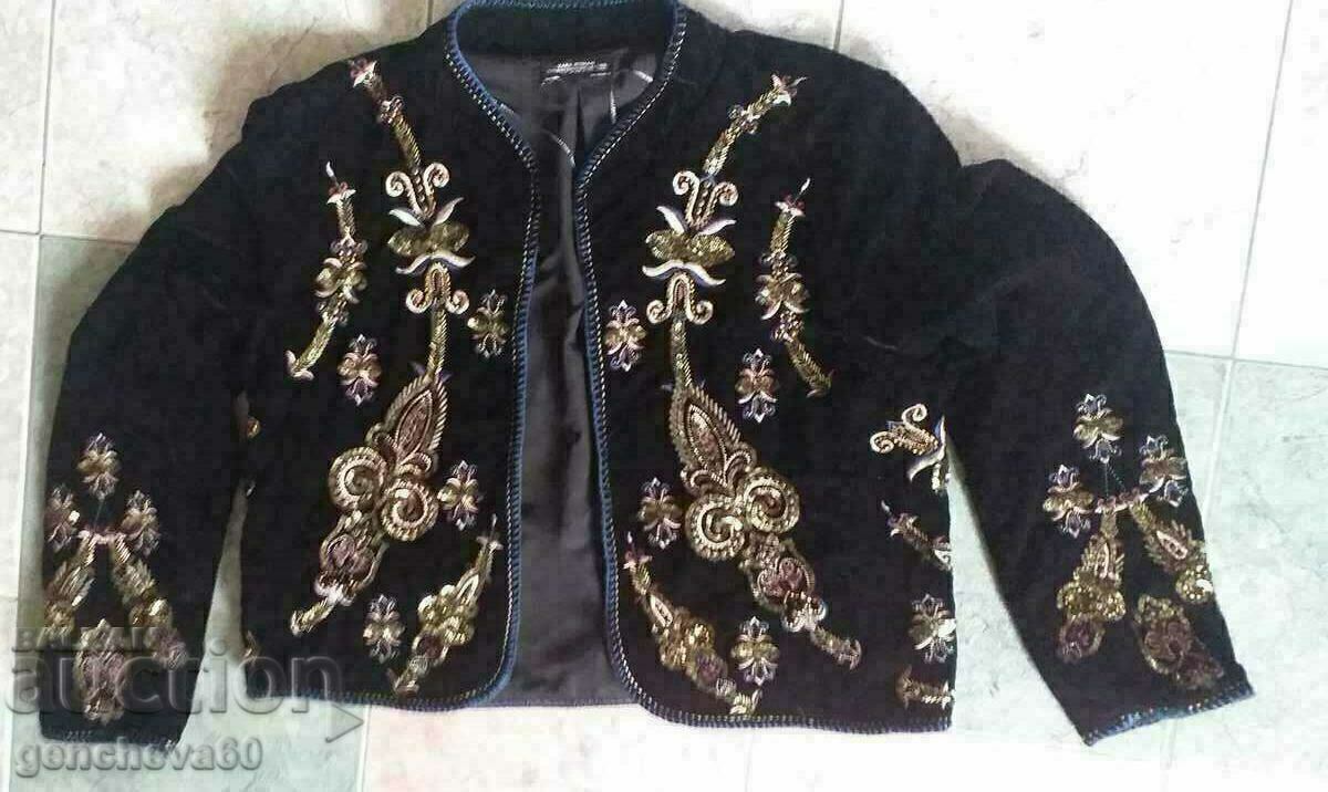 Beautiful bodice with velvet sleeves, embroidery, beads