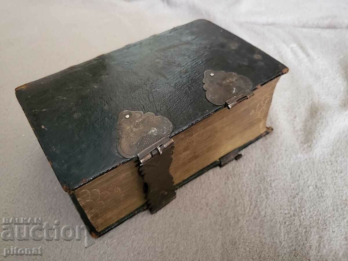 Martin Luther 1810 Antique Bible