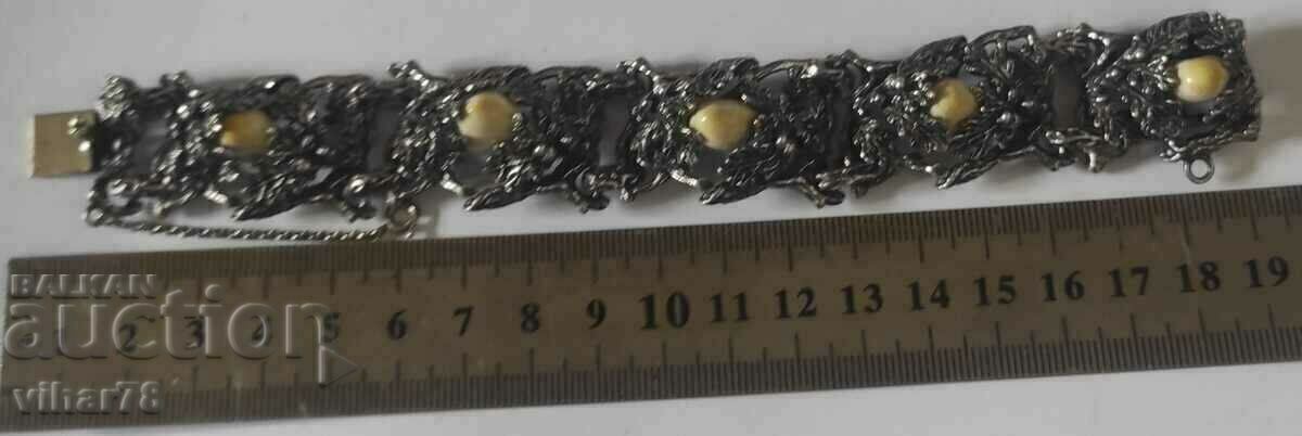 silver bracelet with price 649.99 BGN | € 332.33 silver bracelet with price 649.99 BGN | € 332.33