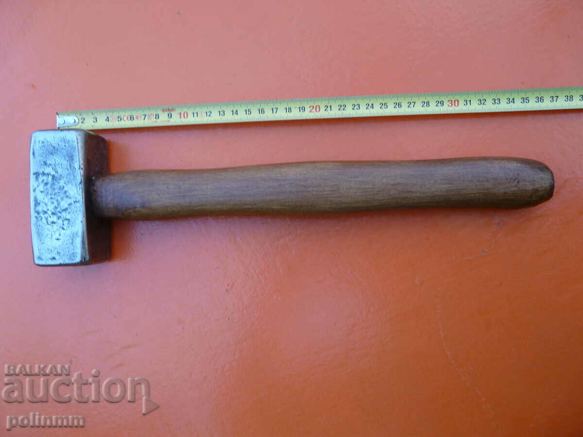 Old German hammer - 152