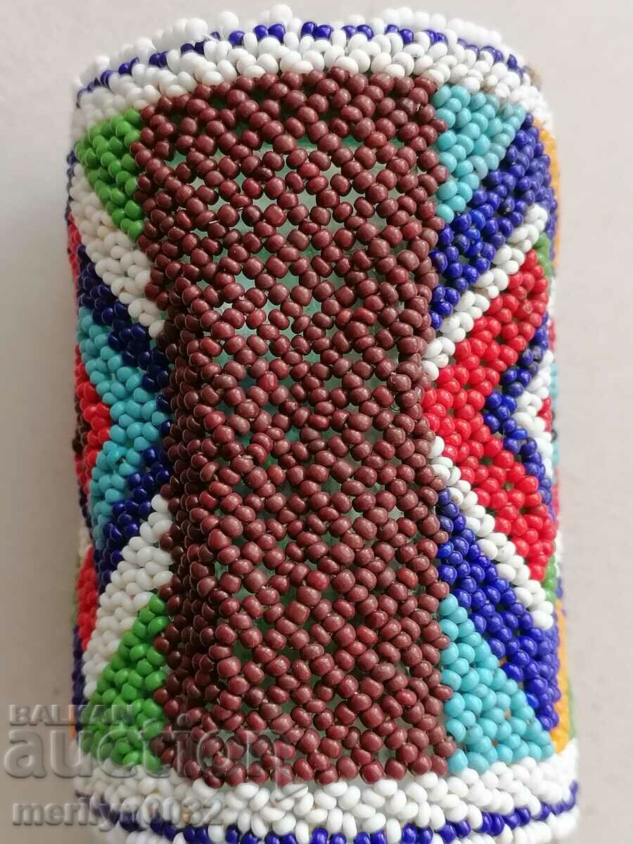 Brățară veche din margele șezlong din margele albastre cu preț 79.00 BGN | € 40.39 Brățară veche din margele șezlong din margele albastre cu preț 79.00 BGN | € 40.39