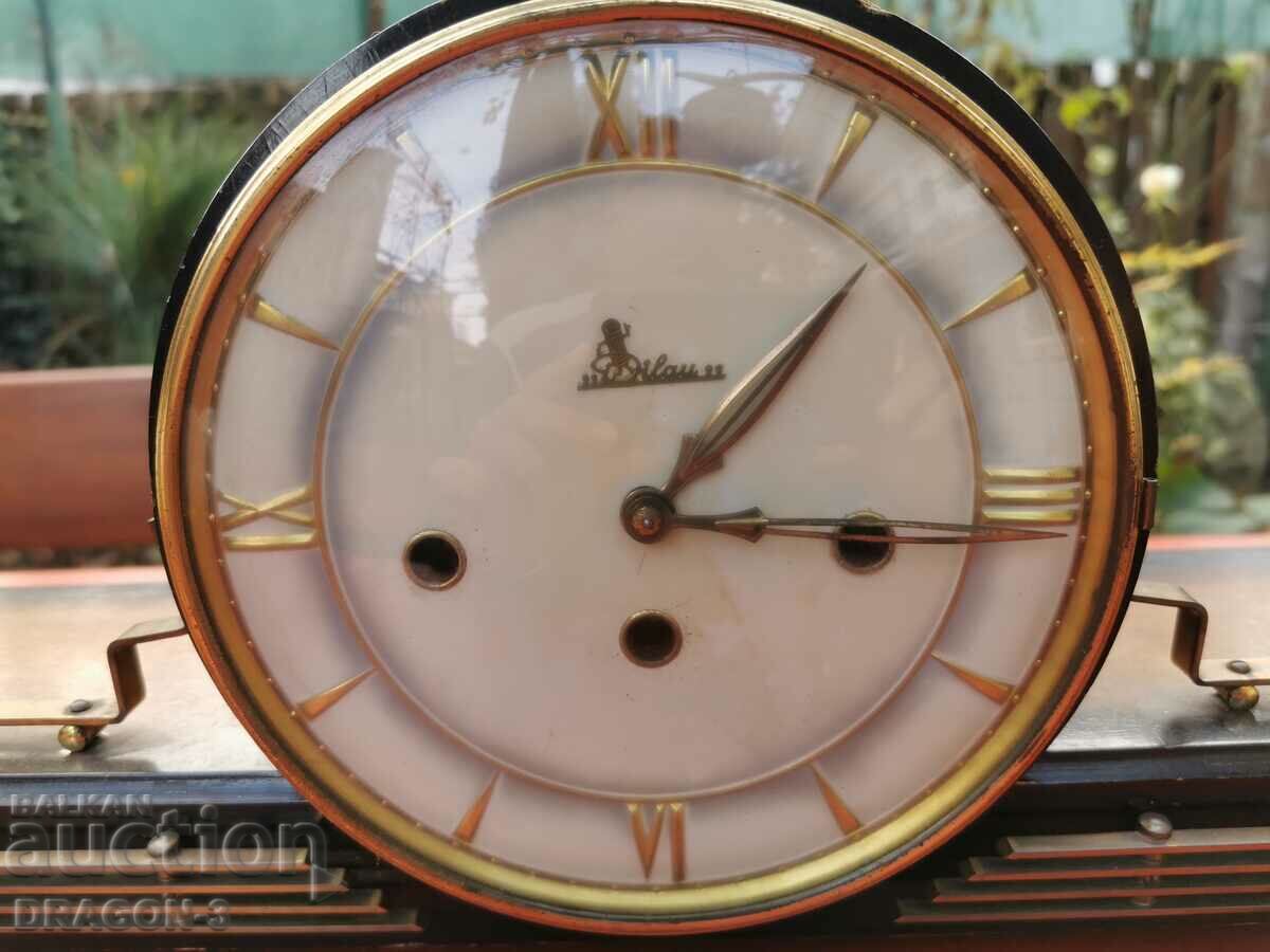 OLD WESTMINSTER MANTEL CLOCK with price 160.00 BGN | € 81.81 OLD WESTMINSTER MANTEL CLOCK with price 160.00 BGN | € 81.81