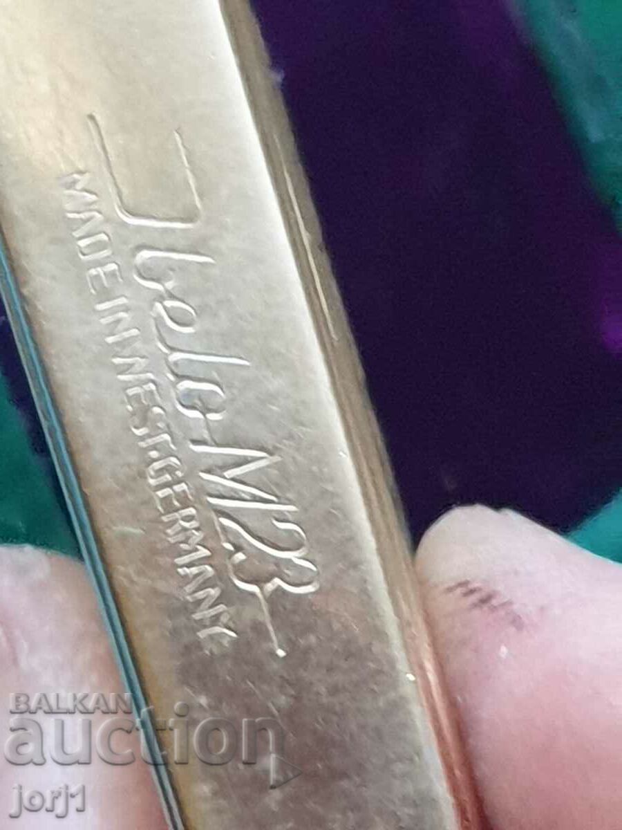 Παράδοση παλιό αναπτήρα Παράδοση παλιό αναπτήρα