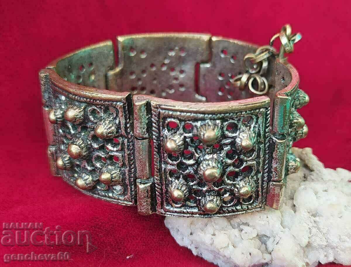 Renaissance Bulgarian bronze bracelet - 6 Renaissance Bulgarian bronze bracelet - 6