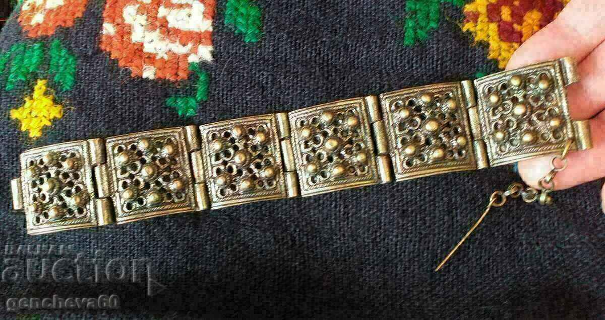 Renaissance Bulgarian bronze bracelet