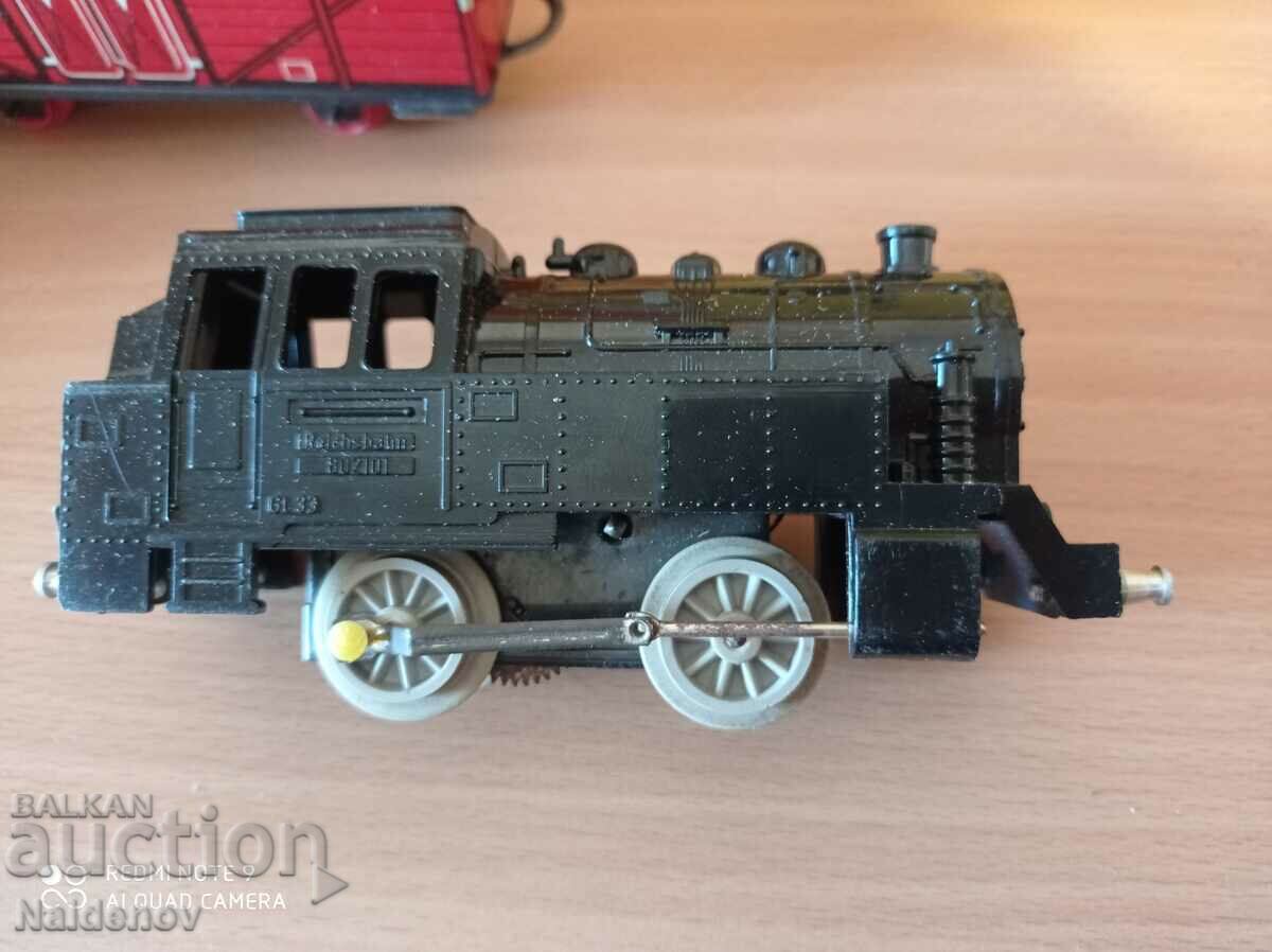 Auction Tinplate mechanical toy Train from Soca Auction Tinplate mechanical toy Train from Soca