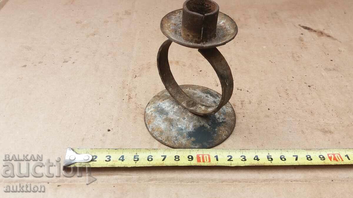 Delivery of OLD SOLID SMALL METAL CANDLE HOLDER